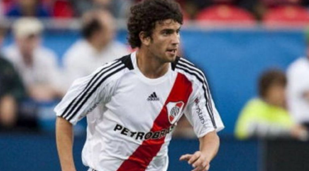 El equipo de Ibai Llanos echó a un ex jugador de River 
