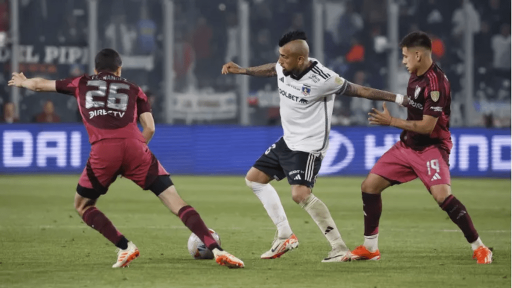 Arturo Vidal después de River vs Colo Colo: «Nos miraron con&nbsp;inferioridad»