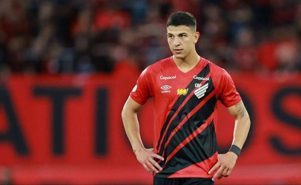 Lucas Esquivel y su futuro incierto: una publicación que podría ser un guiño a&nbsp;River