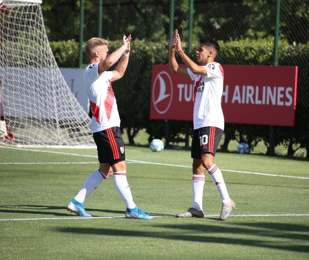 Alan Torres y Agustín Juárez: juveniles de River en riesgo de quedar&nbsp;libres