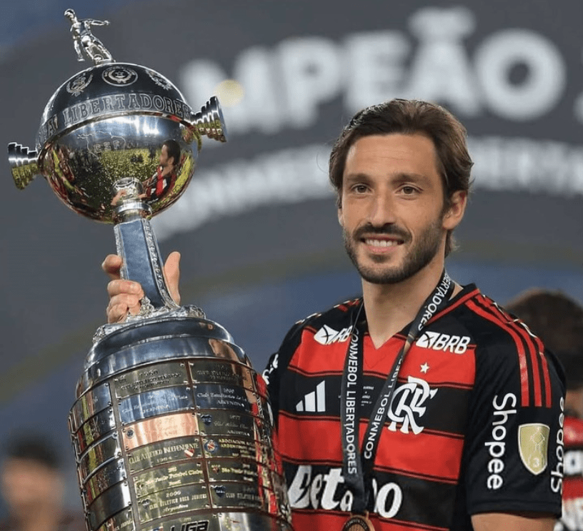 Matías Viña, en la mira de River para reforzar el lateral&nbsp;izquierdo