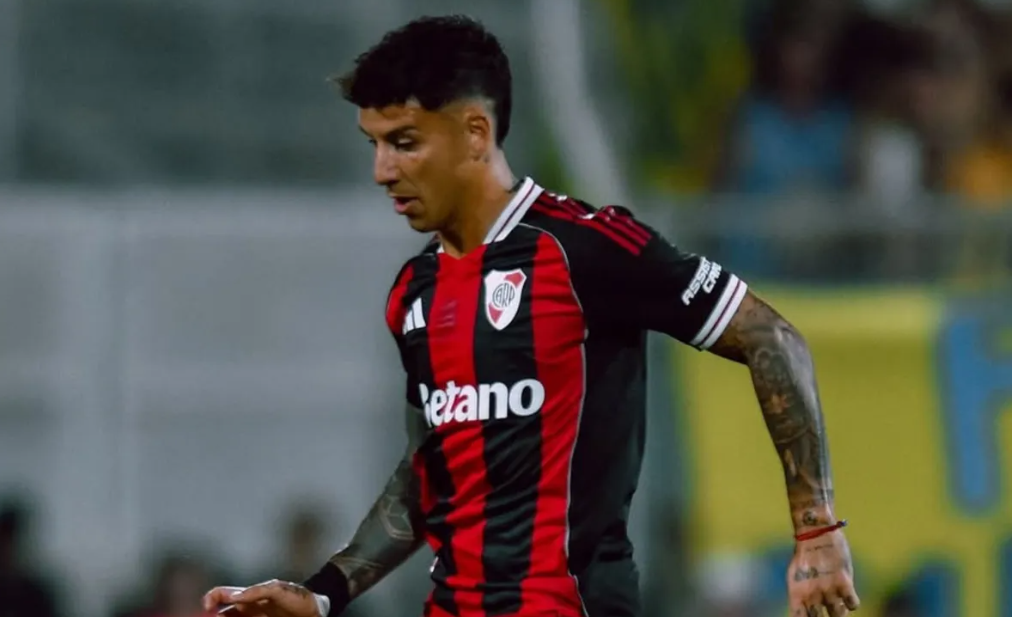 Preocupación en River: Driussi salió con una molestia y será evaluado